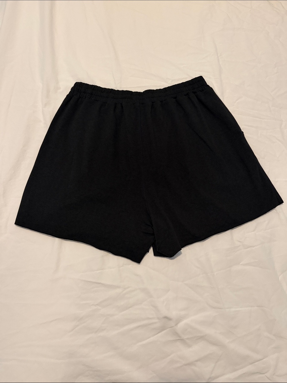 Vuori Women’s Dreamknit Halo Black Shorts - Picture 5 of 5